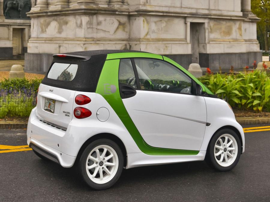  Smart ForTwo Electric Drive Coupe (C451) 2011 года  (NA) (фото 8 из 14)